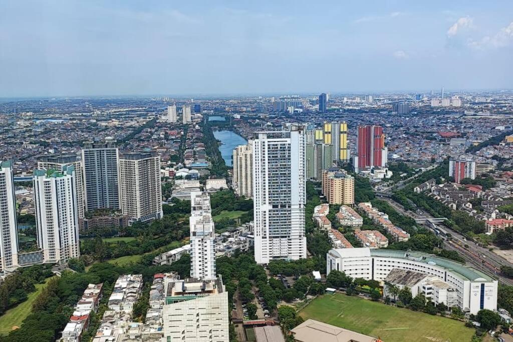 Menara Tower Equinox Near Ji-expo Jakarta